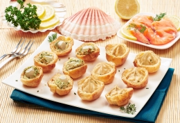 12 Mini-choux apéritifs