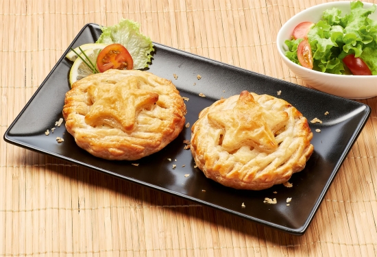 2 Feuilletés aux noix de St-Jacques, champignons de Paris, Cognac fine Champagne