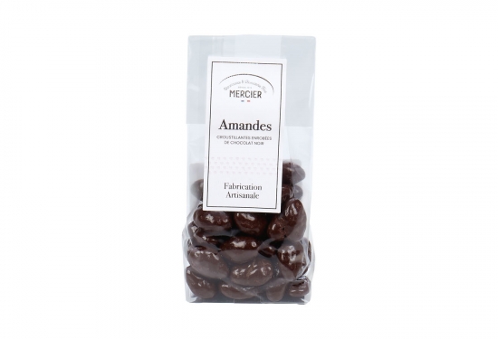 Amandes croustillantes enrobées de chocolat noir