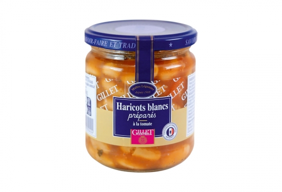 Haricots blancs préparés à la tomate