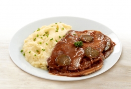 Langue de boeuf sauce piquante et sa purée