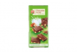 Chocolat au lait noisettes entières