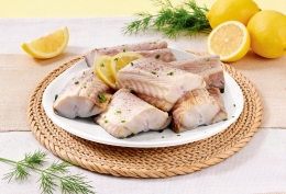 Saumonette pelée